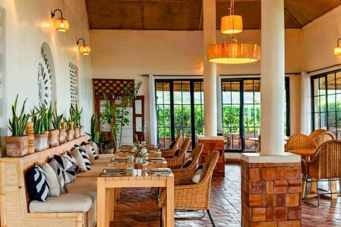 Elephant Plains Lodge family safari accommodation in Queen Elizabeth National Park Uganda