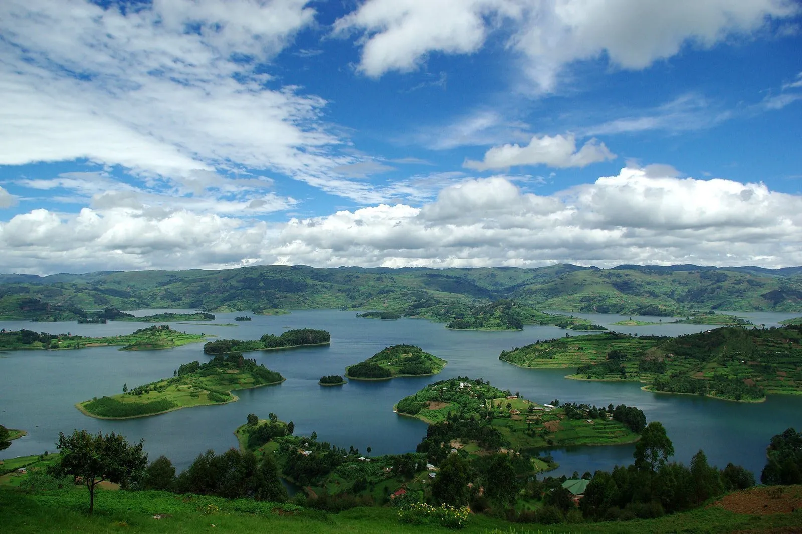 Lake Bunyonyi Safari Experience