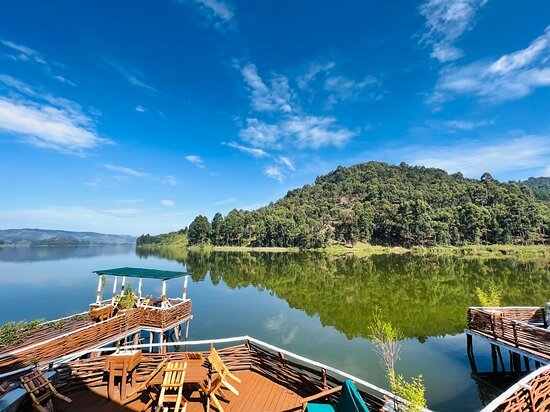Lake Bunyonyi Experience During 4 Day Bwindi Gorilla & Lake Bunyonyi Safari